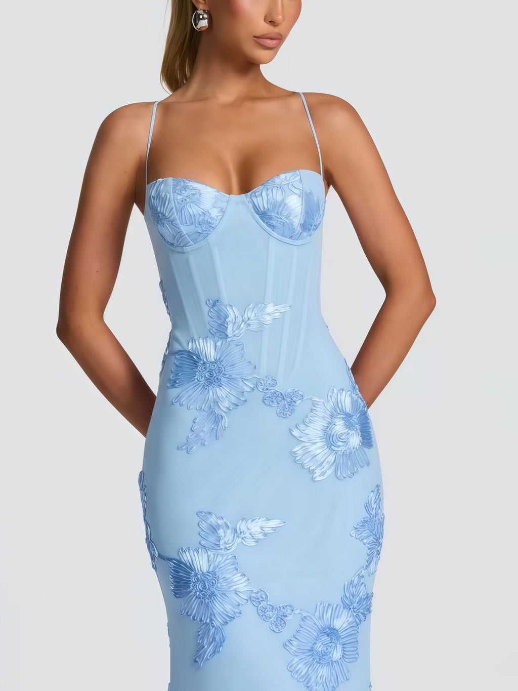 Embroidered Backless Long Dress