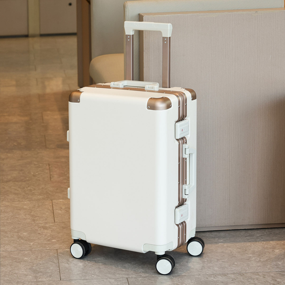 Aluminum Frame Spinner Luggage Case