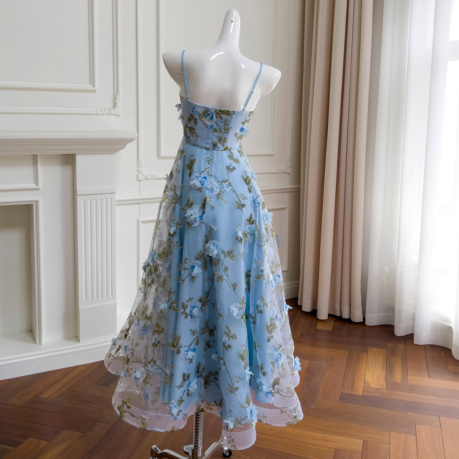 French-Style Elegant Spaghetti Strap Dress For Women With Mesh Three-Dimensional Floral Fairy Design, Waist-Cinching Long Dress 68750 + Cape Y468