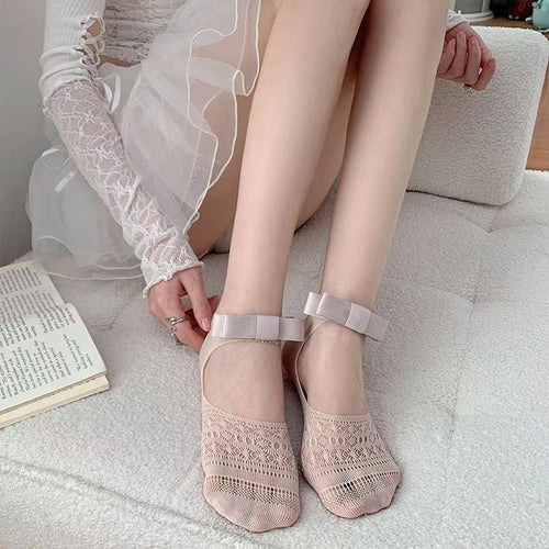 Boat Socks Women's Summer Thin Bow Non-slip Do Not Fall With Hollow Socks Shallow Mouth Invisible Socks Lace Boat Socks Tide